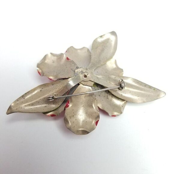 Vintage Large Red Enamel Flower Brooch, Green Leaves, Retro Lapel Pin - Picture 3 of 5